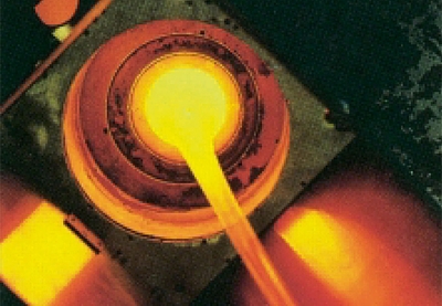 Red-hot glass strand